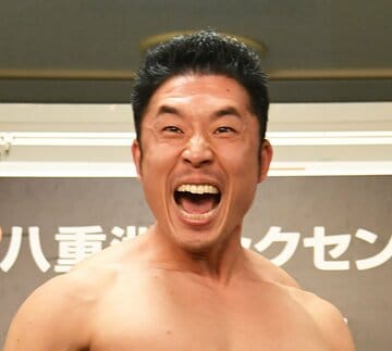  吉本を退所するなかやまきんに君（東スポWeb）