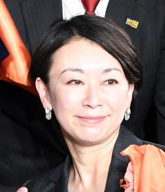  山尾志桜里氏