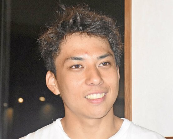 取材に答えた平野流佳