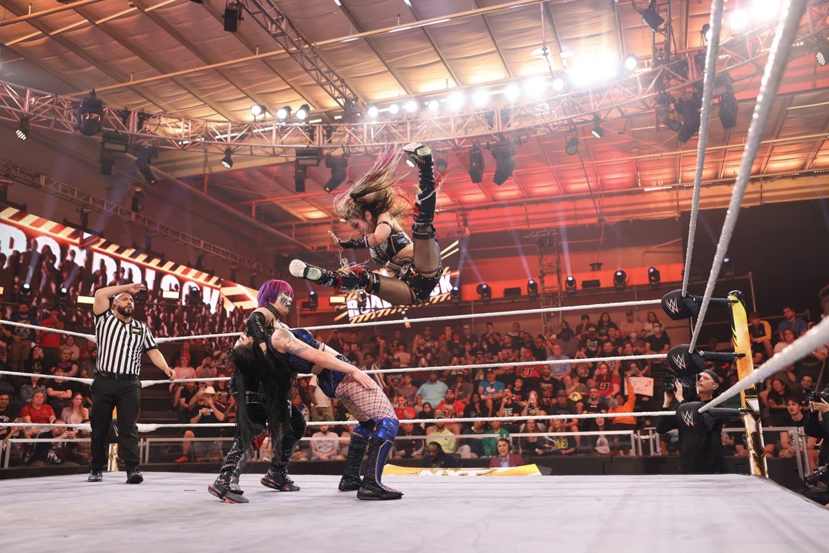 写真：【WWE】アスカ＆カイリがNXT新星組に貫禄防衛「カブキ