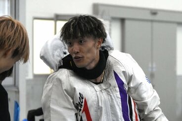 三馬崇史