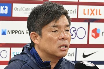 試合後、反省を口にしたＪ１鹿島の鬼木監督