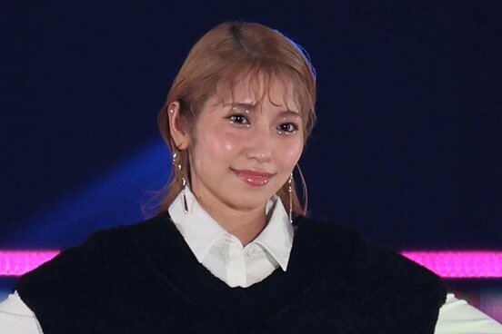 結婚した山下エミリー