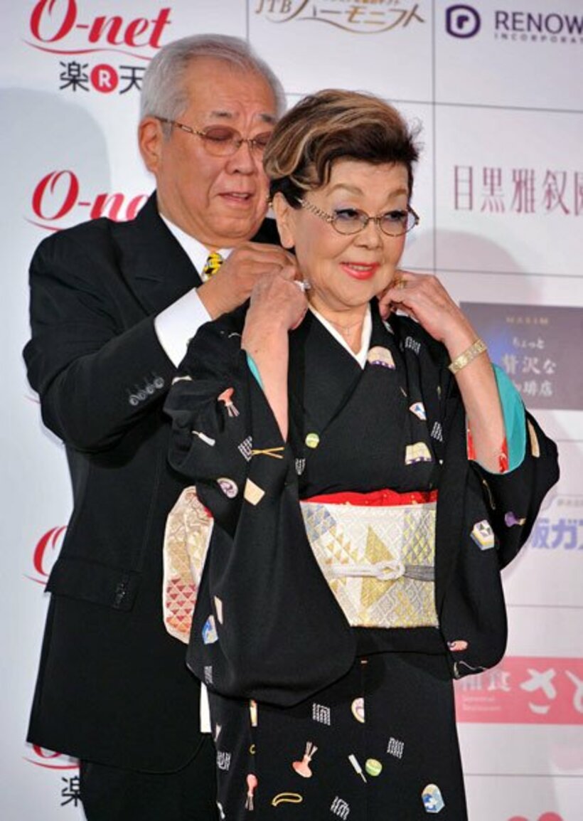  おしどり夫婦だった野村さんと沙知代夫人