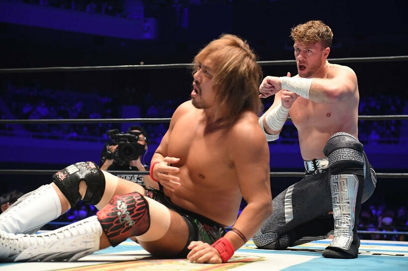  ウィル・オスプレイ（右）に敗れた内藤哲也（東スポWeb）