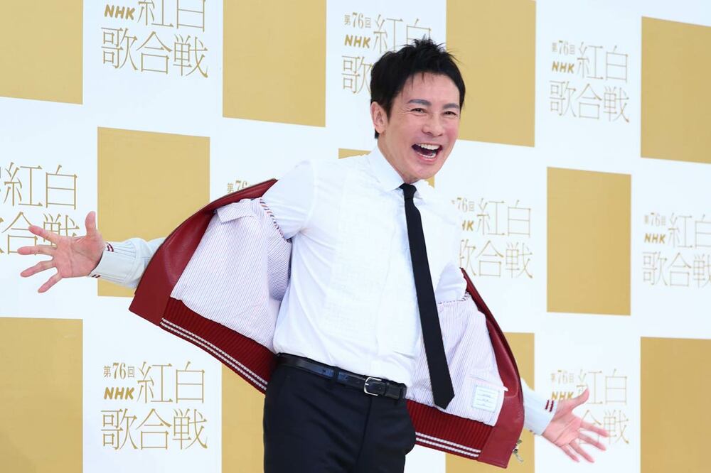 笑顔まぶしい郷ひろみ