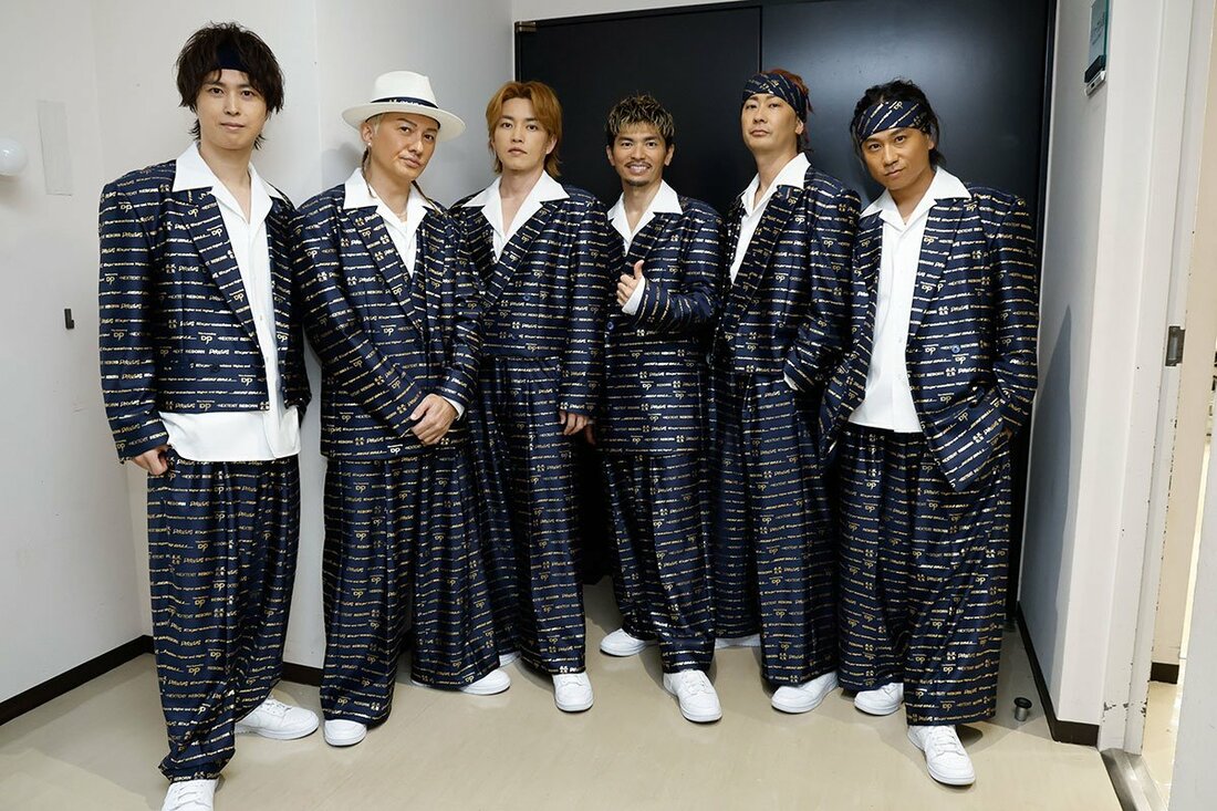 取材に応じたDA PUMPの(左から)YORI、ISSA、KENZO、U-YEAH、TOMO、KIMI