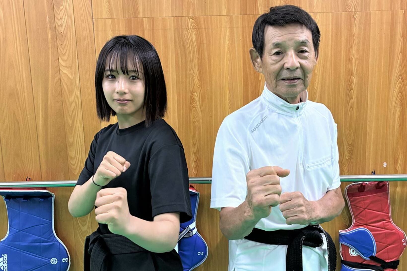 滝川さん（左）と祖父の石田さんで大橋館道場を盛り上げる