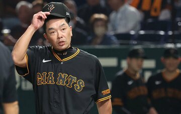 ４連勝で３位に浮上した巨人・阿部監督