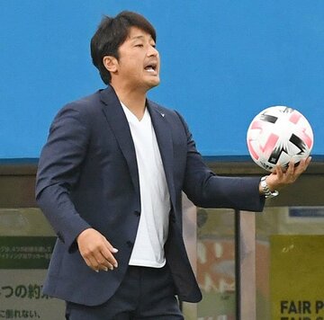  三浦淳寛監督