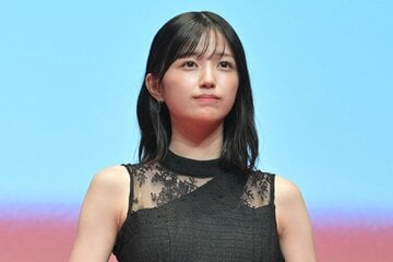 乃木坂４６・五百城茉央