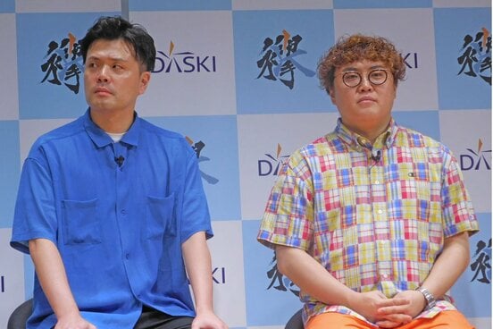 「マユリカ」の中谷(右)と阪本