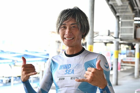 優出を決めた峰竜太