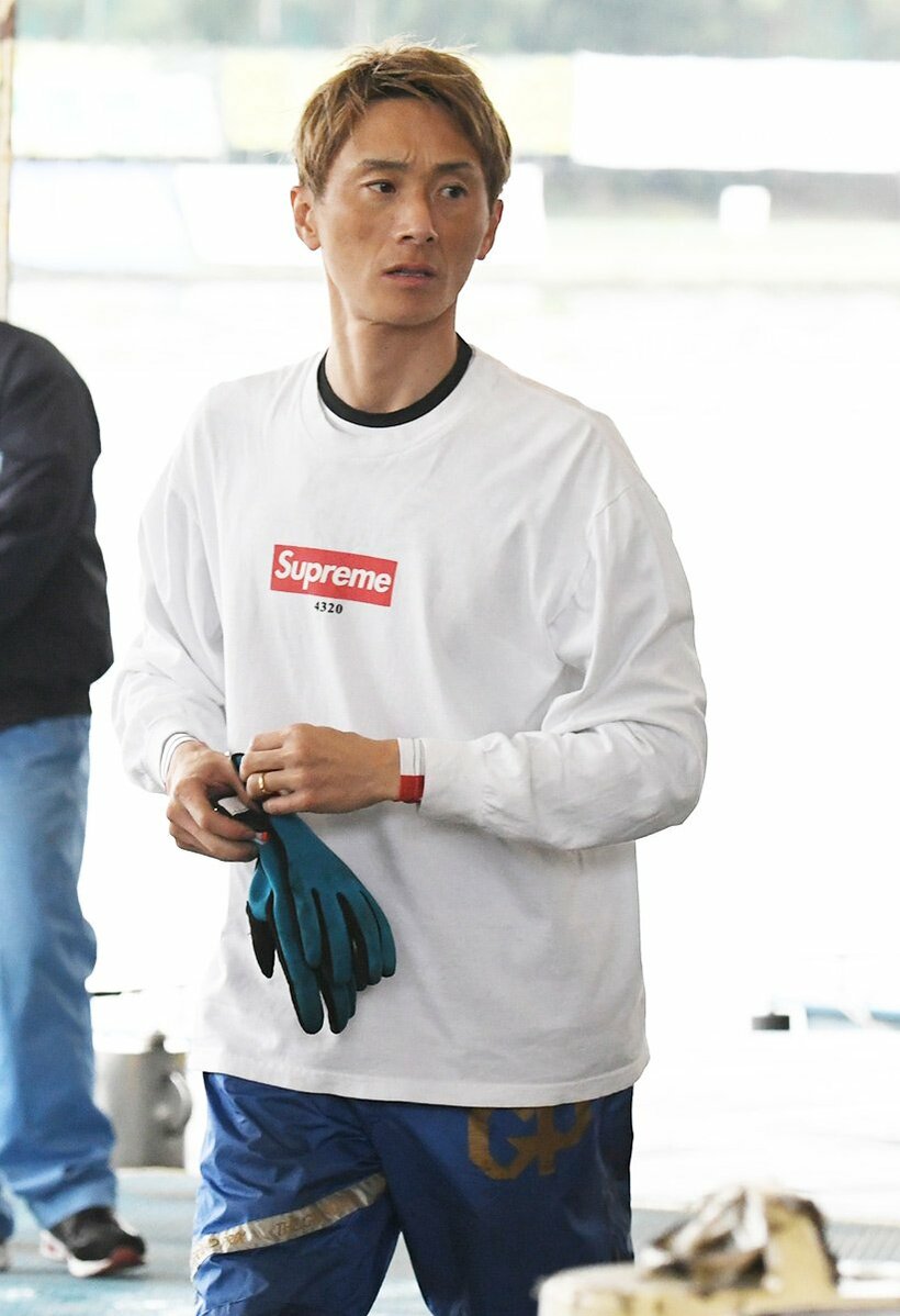  出直しとなる峰竜太（東スポWeb）