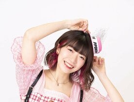  アーティストのぱいぱいでか美