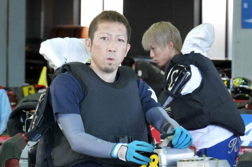 整備に余念がない長野壮志郎