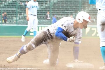 タイムリー三塁打を放った箱山遥人