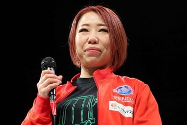 妊娠の報告時、ファンの温かい歓声に目を潤ませるDASH・チサコ