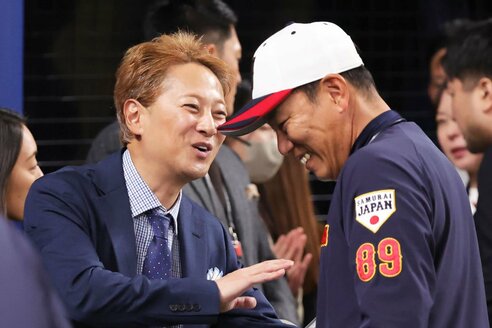 プレミア12】中居正広がグラウンドに降臨「めちゃくちゃいい方でした