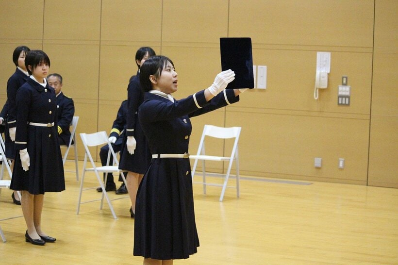 誓いの言葉を述べる林璃結心