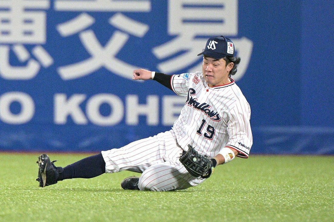 守備でもチームのムードを上げるヤクルト・増田珠