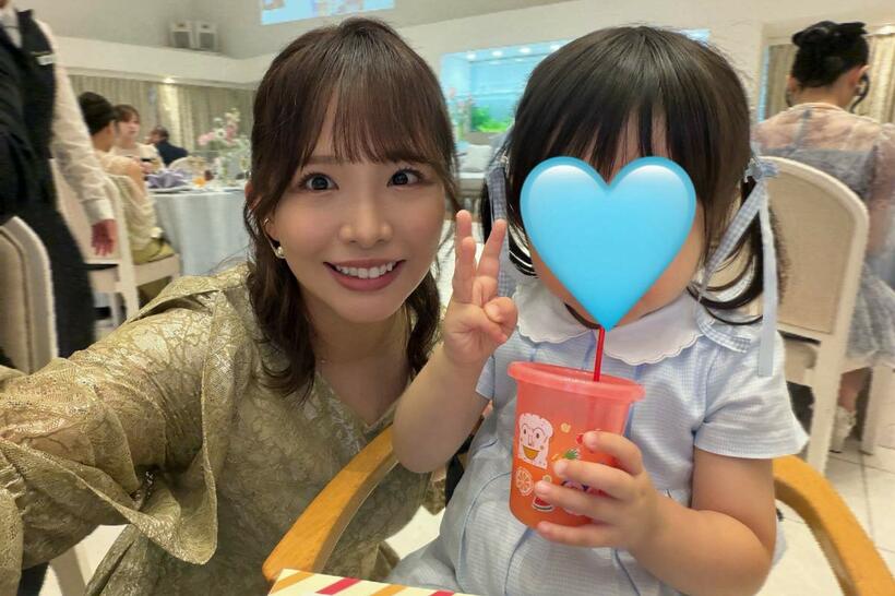 結婚式に出席した松村香織