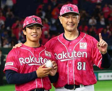 プロ初勝利の中込陽翔と就任後、初白星の楽天・吉井理人監督