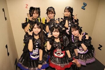 「SKE48 ミミフィーユ」の前列左から森本くるみ､倉島杏実､大村杏。後列左から杉本りいな､篠原京香､山村さくら（提供写真）