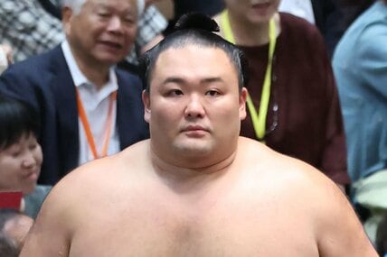 朝乃山