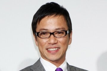八代英輝氏