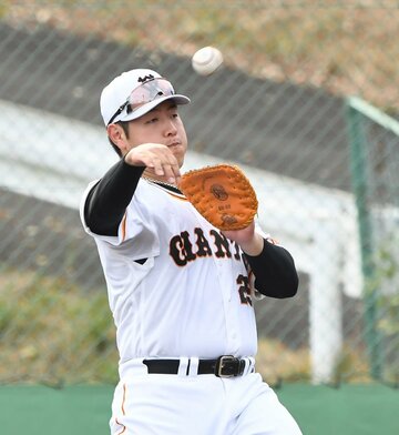  巨人・岡本和（東スポWeb）