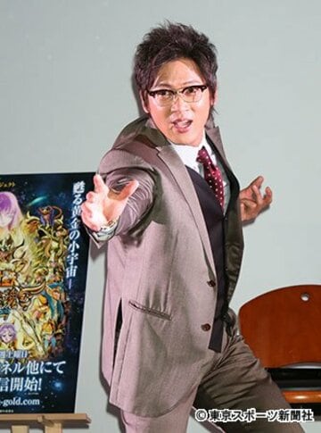 必殺技のポーズを披露した細川茂樹