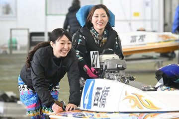 左から小芦るり華、西橋奈未