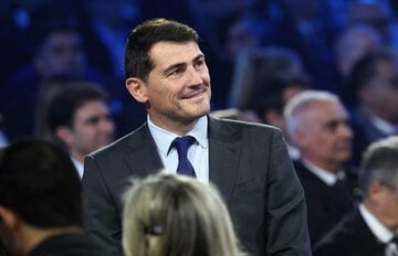 元スペイン代表ＧＫイケル・カシージャス（ロイター）