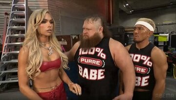 マキシン・デュプリ（左）は戸澤陽（右）、オーティスの忠告に耳を傾けない ⒸAbemaTV, Inc.