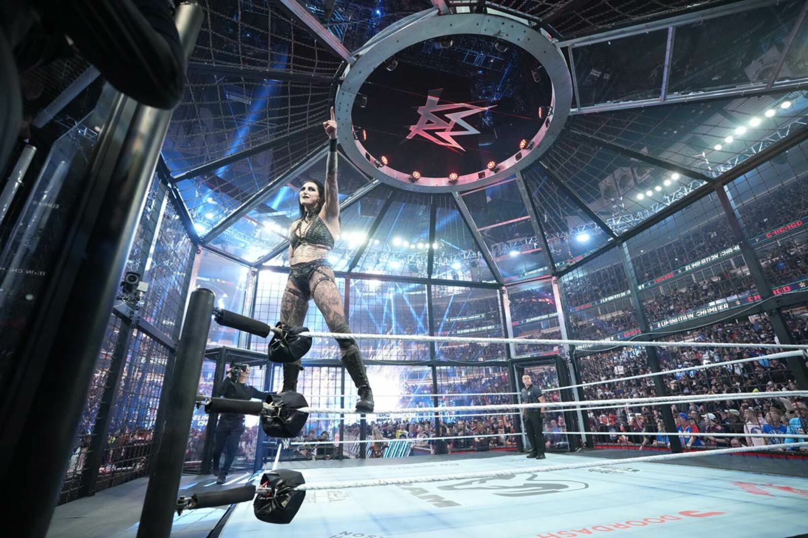 チェンバー戦を制したリア・リプリ―©WWE