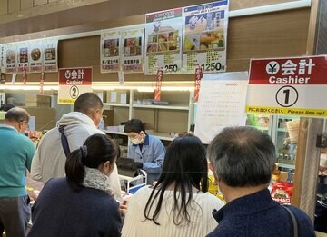 両国国技館の売店は大にぎわいだったが…