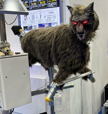野生動物撃退装置「モンスターウルフ」