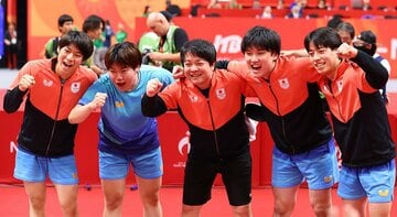日本は中国を下し６０年ぶりの金メダルを獲得