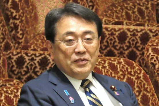 「＃つぶやきカブトムシ」こと赤沢亮正経産相