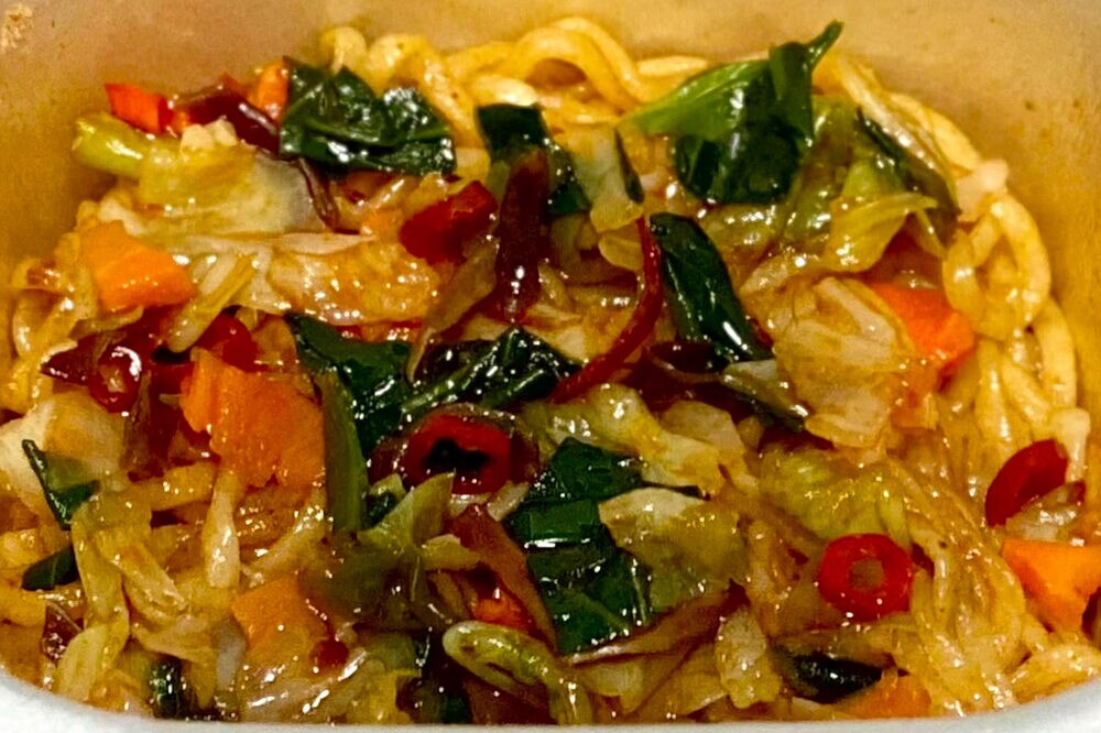 〝真空仕立て麺〟を採用