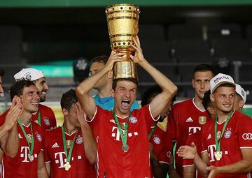 希少【サッカースターズ】レヴァンドフスキ バイエルン ミュンヘン 未
