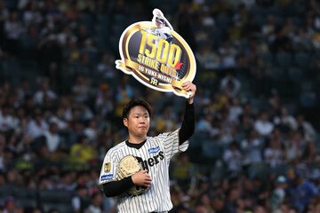 通算１５００奪三振を達成した西勇輝