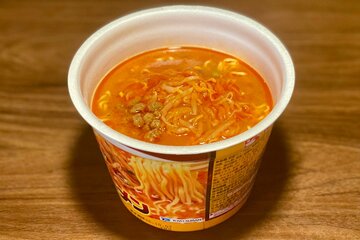 「辛もやし」搭載