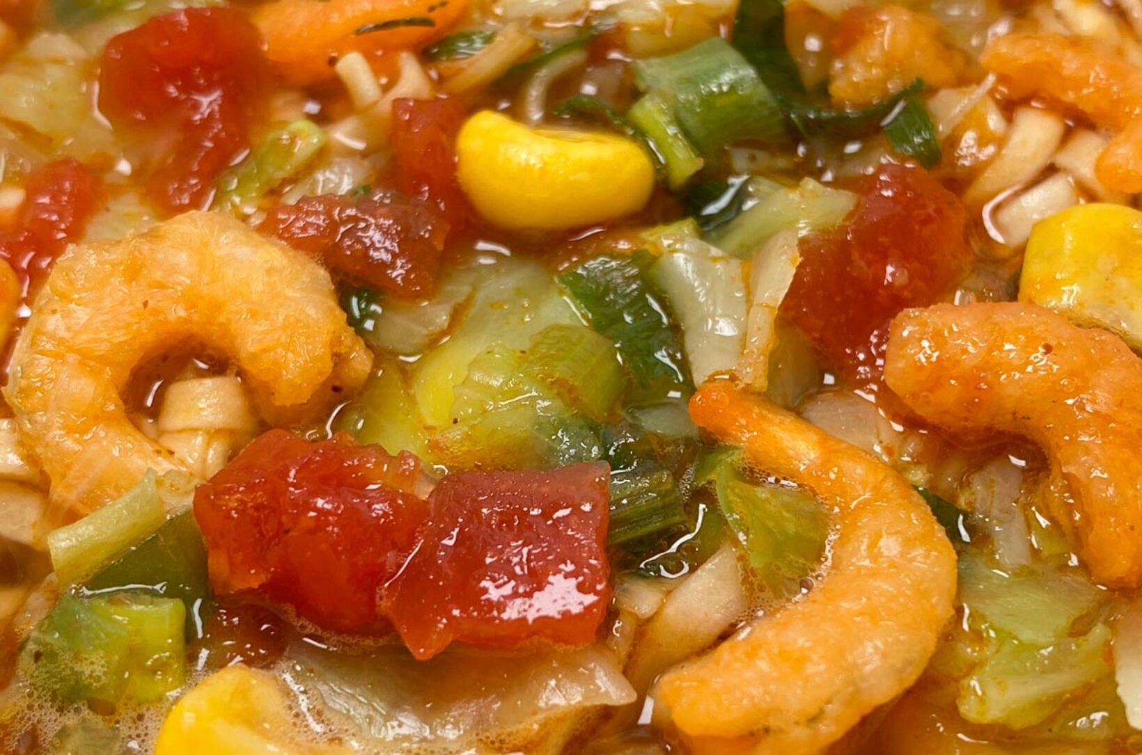 お惣菜のエビチリを彷彿とさせる味わい