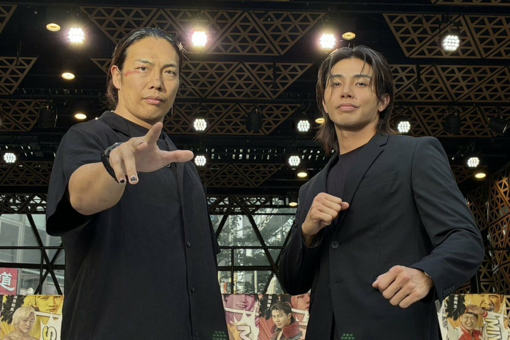 〝大物〟竹下幸之介(左)とスペシャルシングルマッチで激突する武知海青