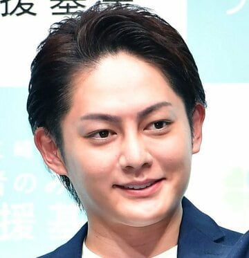  三崎優太氏