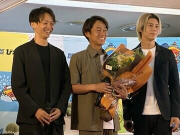 左から元ボートレーサー片山雅雄さん、丸野一樹、片橋幸貴