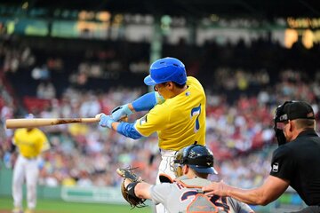 吉田正尚(ロイター＝USA　TODAY　Sports)