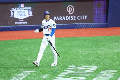 東京ドーム 4月14日 広島戦バックネット裏5列目ペア 極端